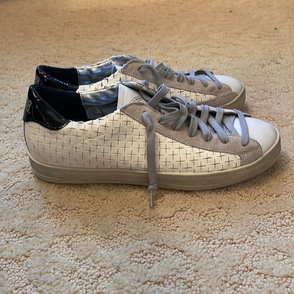 P448 White Leather Sneakers size 9 (39) - Picture 3 of 6